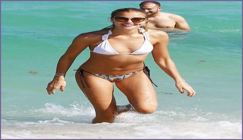 Victoria's Secret's Rachel Hilbert parades her bikini body in the Miami